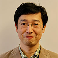 太田 良典 氏