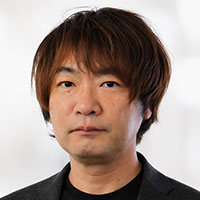 二上 文人 氏