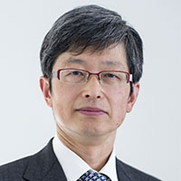 足立 智彦 氏