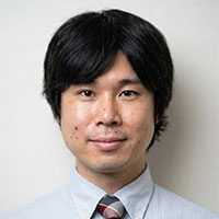 市村 純一 氏