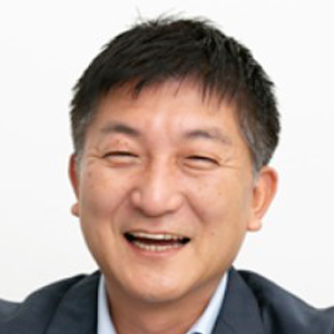 津村 賢哉
