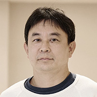 平方 壽人 氏