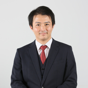 夏目 健 氏