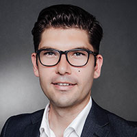 Andrei Iordache 氏