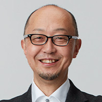 漆原 茂 氏