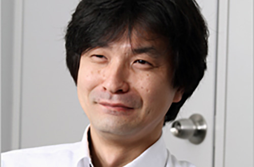 進藤 圭 氏